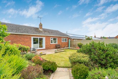 3 bedroom detached bungalow for sale, The Willows, Hulland Ward