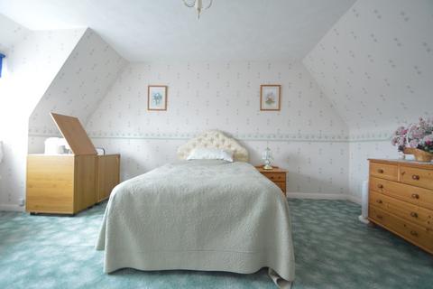 2 bedroom chalet for sale, Church Street, Sudbury CO10