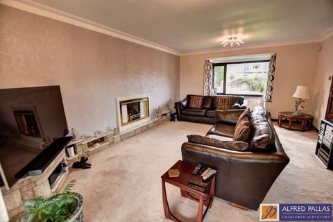 4 bedroom detached house for sale, Greenacres, South Lane