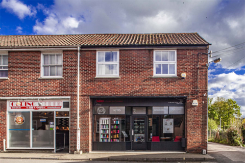 Flat, 10 High Street, Goring, Reading, RG8 9AT