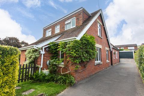 4 bedroom detached house for sale, Tynings Lane, Bratton