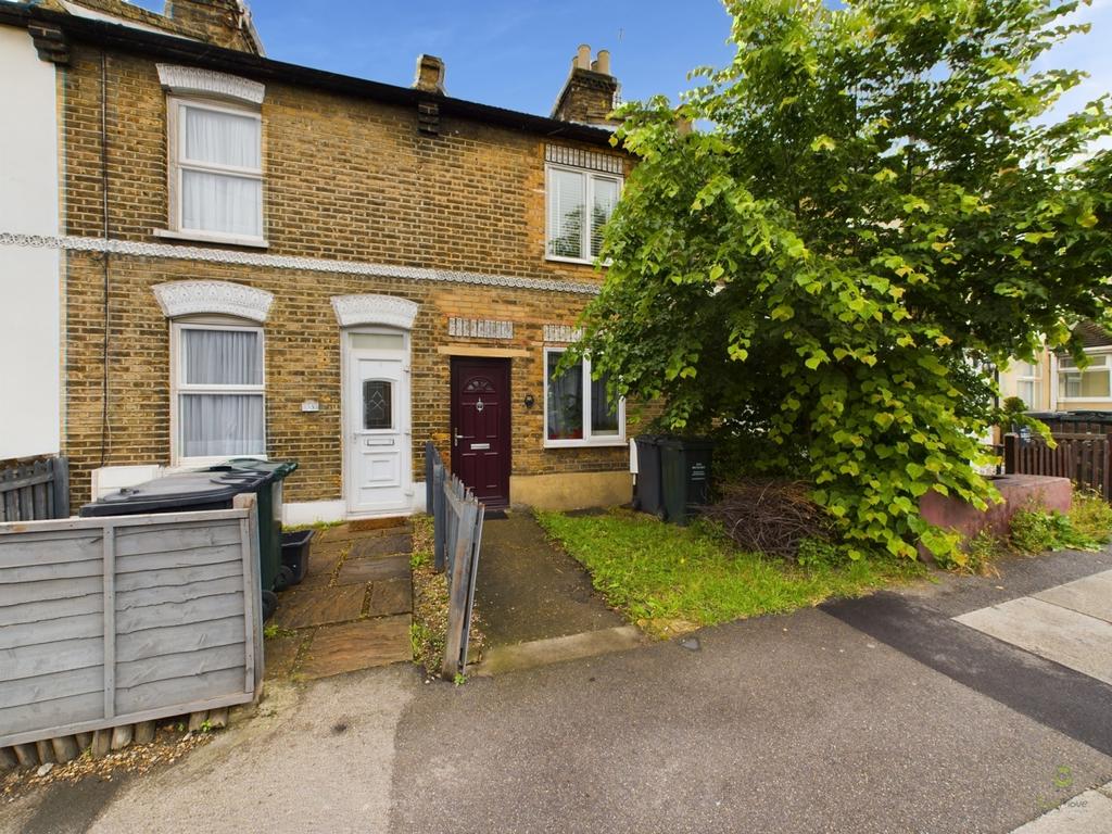 Hawley Road, Dartford, Kent, DA1 2 bed terraced house for sale £325,000