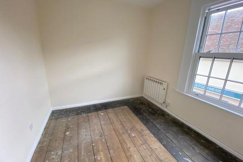 1 bedroom flat to rent, George Street, Hadleigh