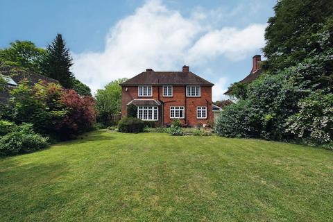 11 Crossborough Hill, Basingstoke, RG21 4AG