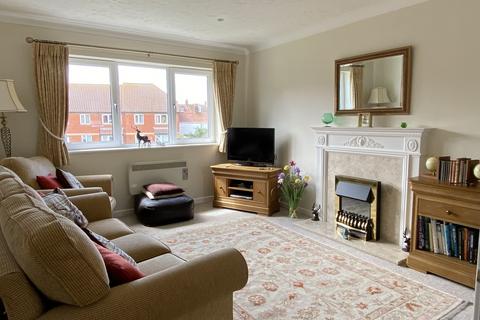 2 bedroom apartment for sale, George Street, Sheringham NR26