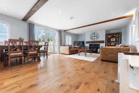 4 bedroom barn conversion for sale, Croffta Lane, Groesfaen, Pontyclun