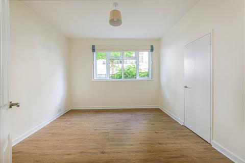 2 bedroom apartment to rent, Earls Court, SW5