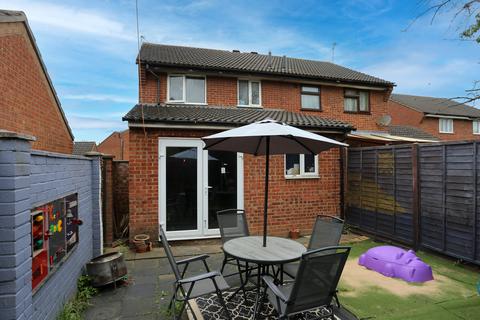 3 bedroom semi-detached house for sale, Nayland Road, Felixstowe IP11