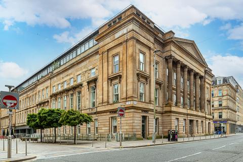 2 bedroom penthouse for sale, Ingram Street, Merchant City, Glasgow