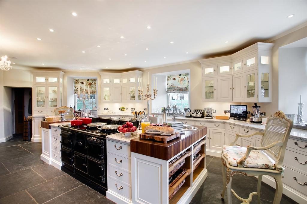 Kitchen/Breakfast Rm