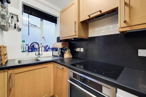 2 bedroom flat to rent, Sandhurst Court, Brixton, London, SW2