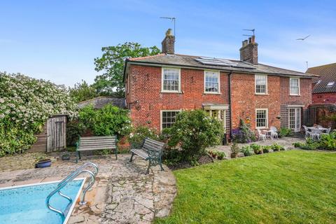 5 bedroom detached house for sale, Mill Lane, Corton