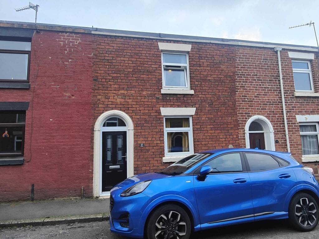 Mill Street, Leyland PR25 2 bed terraced house £775 pcm (£179 pw)