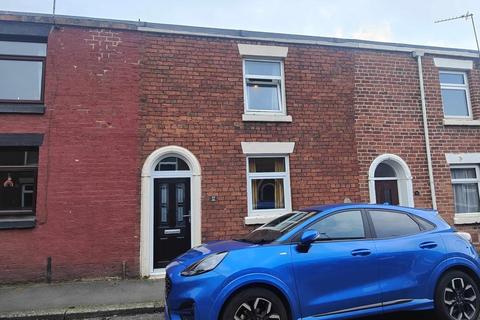 2 bedroom terraced house to rent, Mill Street, Leyland PR25