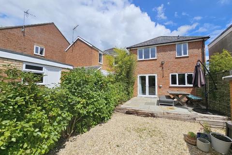 3 bedroom detached house for sale, Halse Road, Brackley