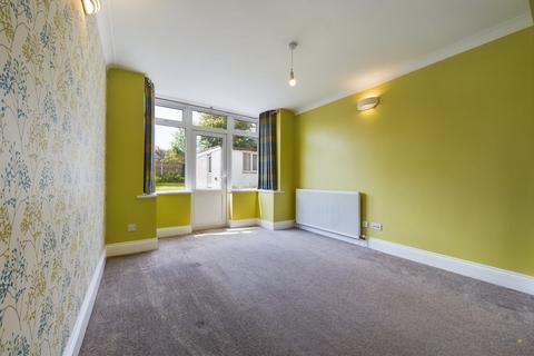 105 New Road, Uttoxeter, ST14 7DQ