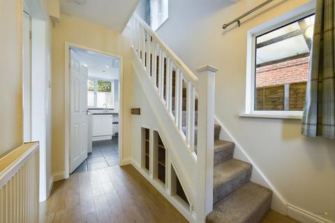 105 New Road, Uttoxeter, ST14 7DQ