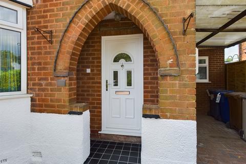 105 New Road, Uttoxeter, ST14 7DQ