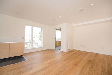 3 bedroom flat to rent, Peartree Way, Greenwich, London, SE10