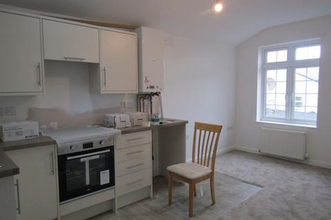 1 bedroom flat to rent, Marine Buildings, Walton-on-the-Naze CO14