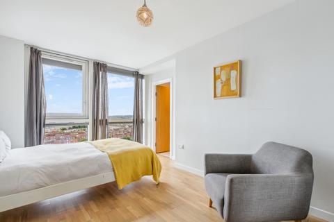 2 bedroom flat for sale, Argento Tower, Mapleton Road, London