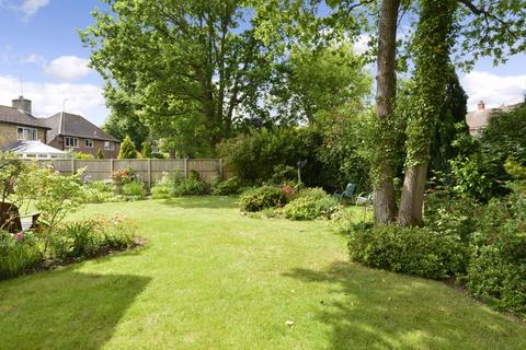 4 bedroom detached house for sale, Nightingales, Cranleigh