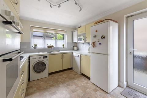108 Douglas Road, Tonbridge, TN9 2UE
