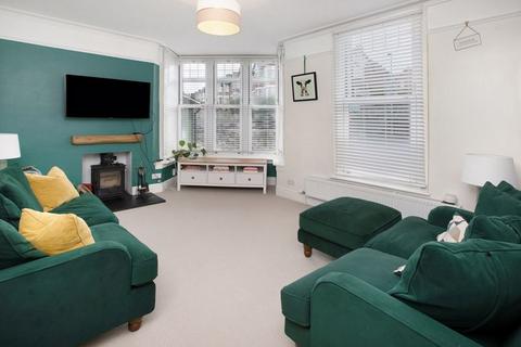 2 bedroom end of terrace house for sale, Abbotsbury Road, Newton Abbot