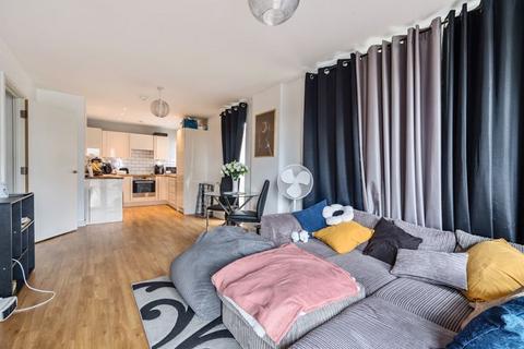 2 bedroom apartment for sale, Whitestone Way, Croydon