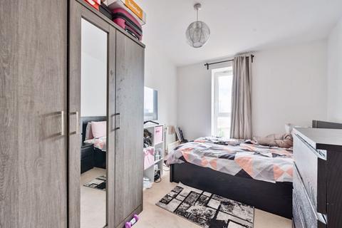 30 Whitestone Way, Croydon, CR0 4FG