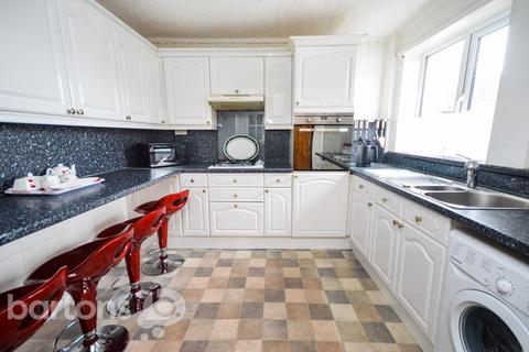 40 Alpha Road, Rotherham, S65 2HB