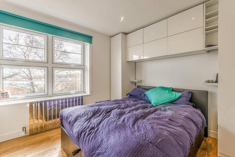 2 bedroom flat for sale, St Katharines Way, Wapping, London, E1W