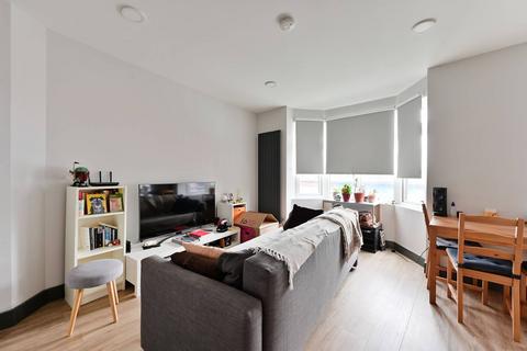 2 bedroom flat to rent, Wimbledon Park Road, Wimbledon, London, SW19