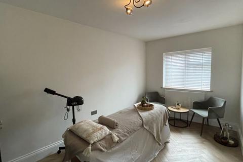 40 Berryfields, Aldridge, Walsall, WS9 0EE