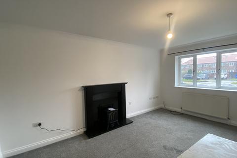2 bedroom terraced house to rent, The Acorns, Gilberdyke, Brough