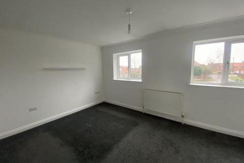 2 bedroom terraced house to rent, The Acorns, Gilberdyke, Brough