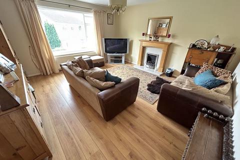 3 bedroom detached bungalow for sale, Cae America, Llanfairfechan