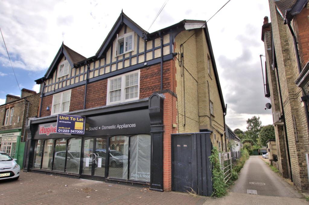 Cherry Hinton Road, Cambridge CB1 2 bed apartment to rent £1,500 pcm