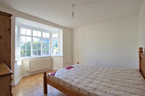 1 bedroom in a house share to rent, Kendal Way, Cambridge CB4