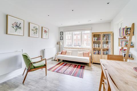 2 bedroom apartment for sale, Seven Sisters Road, Finsbury Park, London, N7