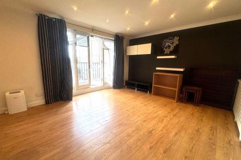 2 bedroom apartment to rent, Barge House Road, London
