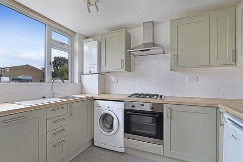 3 Highfield Green, Epping, CM16 5HB