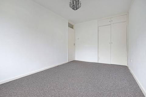 3 Highfield Green, Epping, CM16 5HB