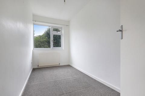 3 Highfield Green, Epping, CM16 5HB
