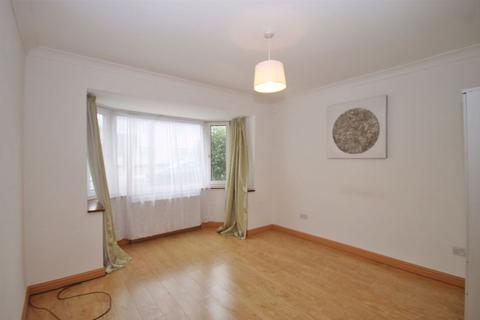 10 Middleton Avenue, Greenford, UB6 8BB