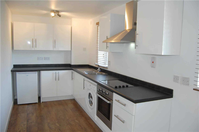 Middlebrook Drive, Lostock *... 2 bed apartment to rent £650 pcm (£