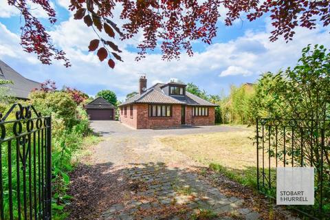 3 bedroom chalet for sale, Stalham Road, Norwich NR12