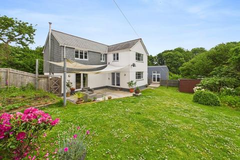 Swallow Cottage Burnthouse, St Gluvias, Penryn, TR10 9AS