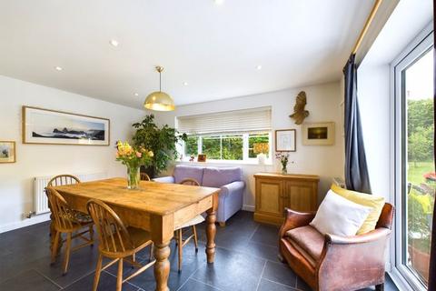 Swallow Cottage Burnthouse, St Gluvias, Penryn, TR10 9AS