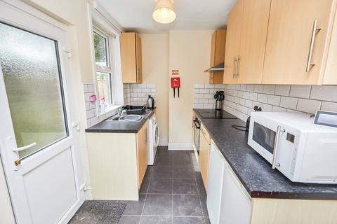 3 bedroom terraced house to rent, Longford Street, Derby